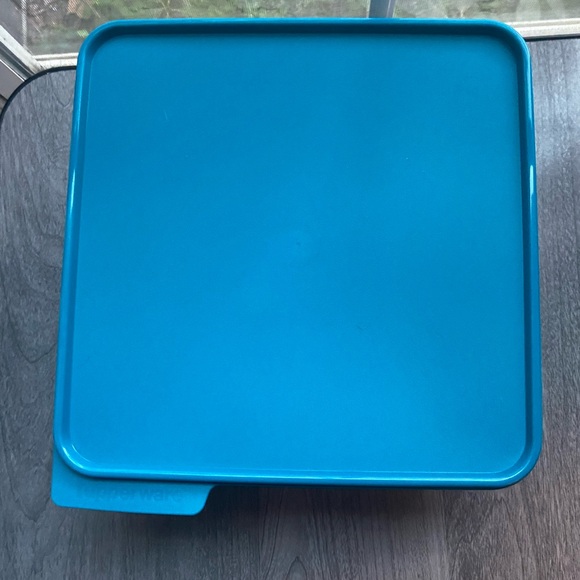 Tupperware Basic Fridge Tab Container. - Picture 2 of 4